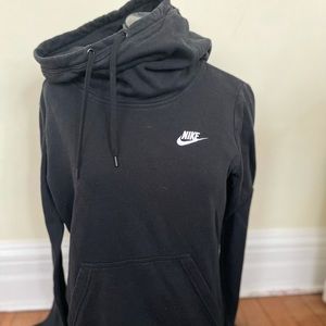 Black nike sweatshirt with long neck hood